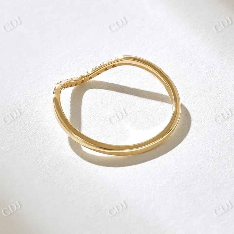 0.09CTW Lab Grown Diamond Thin Curved Wedding Band