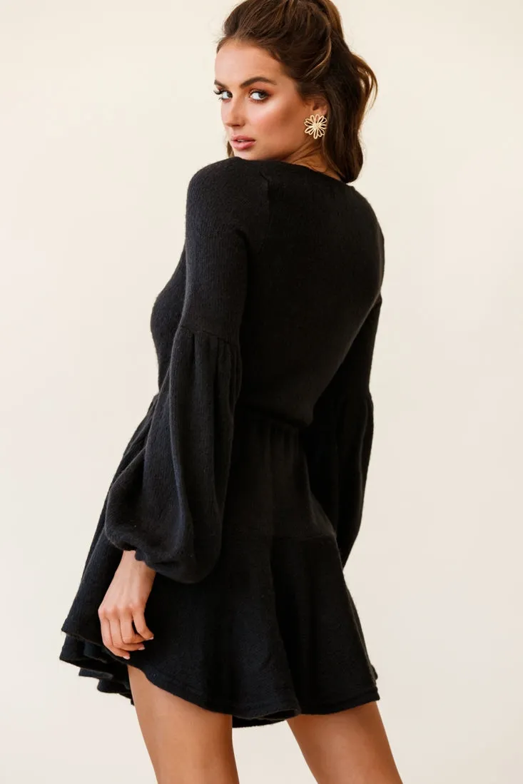 Annalise Long Sleeve Drawstring Knit Dress Black