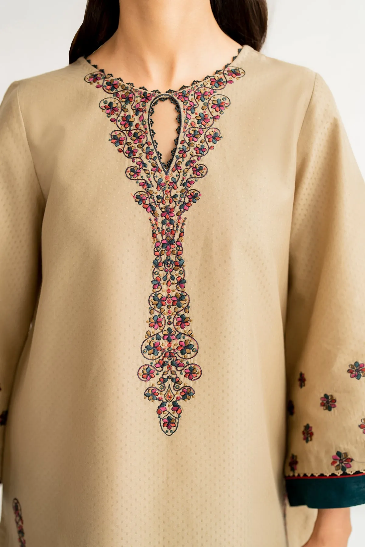 Embroidered Dobby Lawn USE - 9099