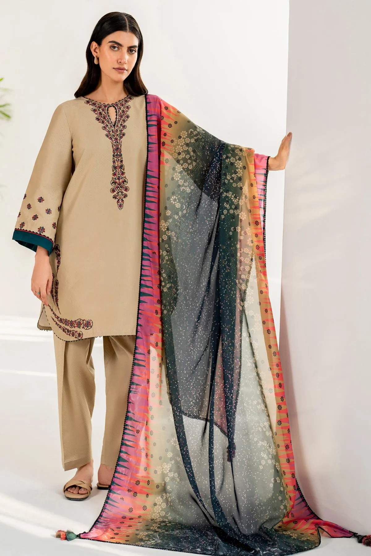 Embroidered Dobby Lawn USE - 9099