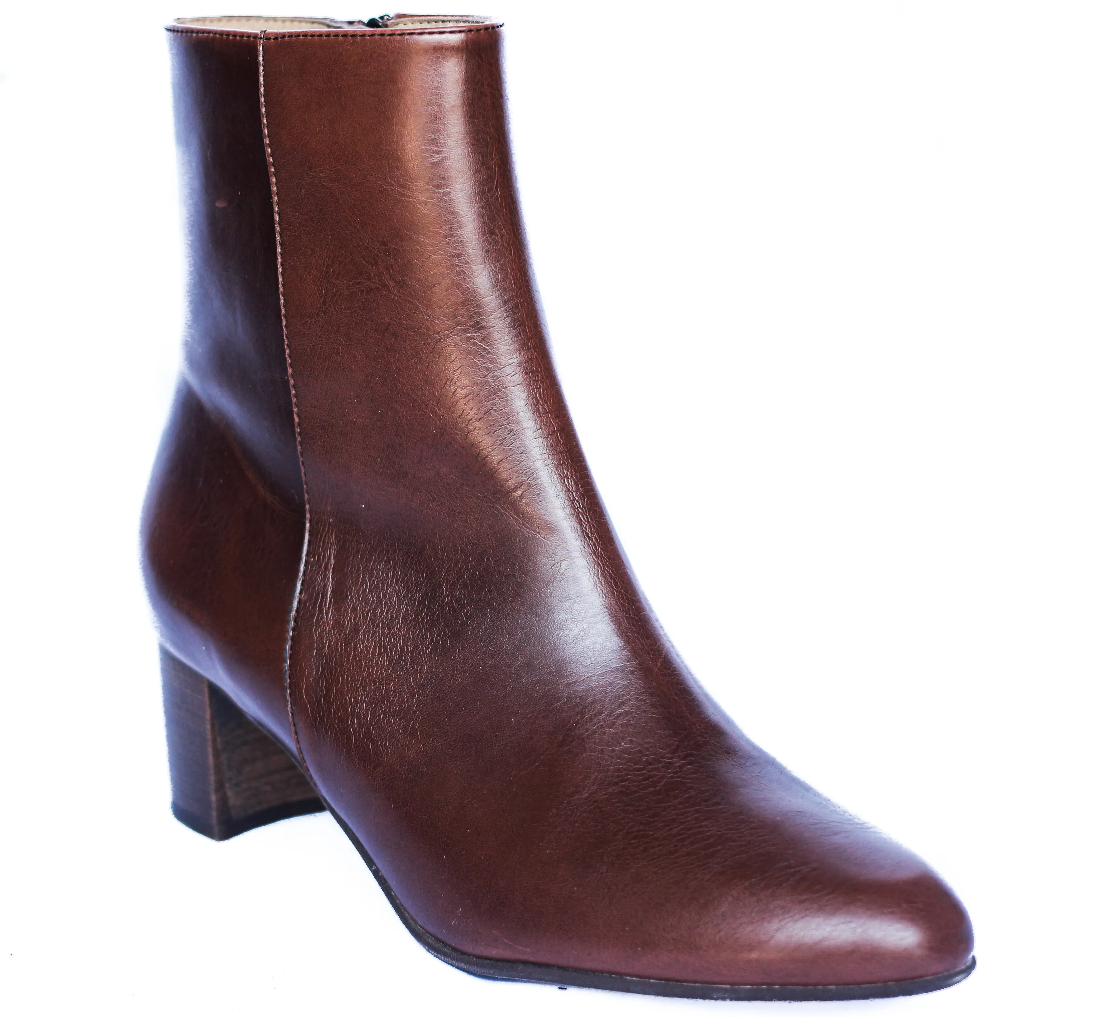 LAST CHANCE EDITOR ANKLE BOOTIE